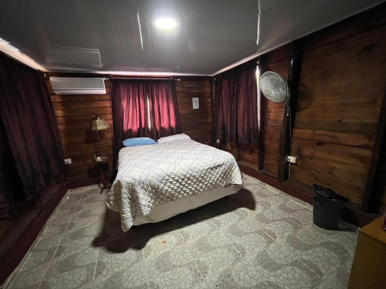 Sana El Jardin Secreto Hostel Santiago De Los Caballeros Εξωτερικό φωτογραφία