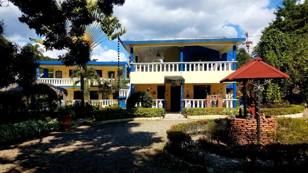 Sana El Jardin Secreto Hostel Santiago De Los Caballeros Εξωτερικό φωτογραφία